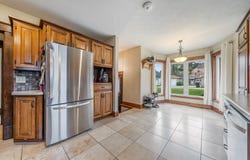 122 W 9TH Street, KAUKAUNA, WI 54130