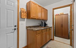 N1226 THRUSH Drive, GREENVILLE, WI 54942