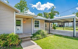 505 Hereford Street, Glen Rose, TX 76043