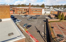 1642 S Broad St, Commerce, GA 30529