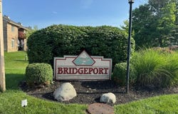1050 Captains Brg, Dayton, OH 45458