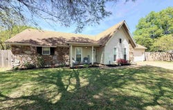 456 E Brick Dr, Marion, AR 72364