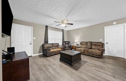 301 Murphy Road, Bowling Green, KY 42101