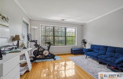 2712 Ridgefield Court, Helmetta, NJ 08828