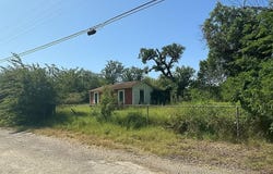 1014 9th Street SE, Mineral Wells, TX 76067