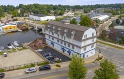 532 Dyckman Avenue, South Haven, MI 49090