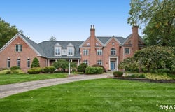 39 Hazen Drive, Avon, CT 06001