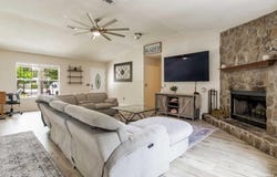 2661 Avenida De Sol, Navarre, FL 32566