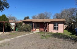 307 Cherry Ridge, San Antonio, TX 78213