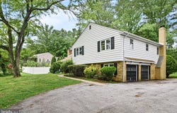 2003 FOULK RD, WILMINGTON, DE 19810