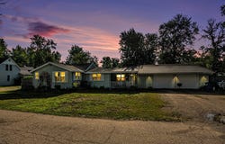 1021 First Street, Bangor, MI 49013