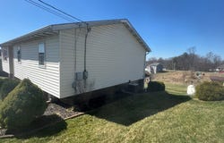 102 Virginia Oaks Dr, Moundsville, WV 26041