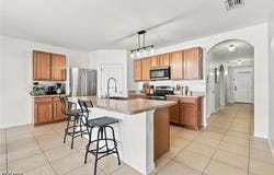 4317 SW 9th Place, Cape Coral, FL 33914