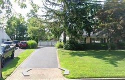 4 LINDA ST, Port Jefferson Station, NY 11776