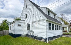552 E 8th Street, Salem, OH 44460