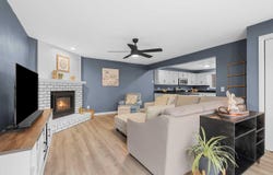 921 E WINDFIELD Place, APPLETON, WI 54911