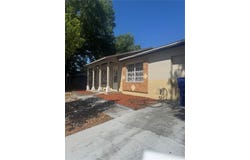 1909 LADY AVENUE, OCOEE, FL 34761