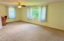 207 E 6Th Street, Firth, NE 68358