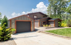 1466 N Eagle Lake Drive, Kalamazoo, MI 49009