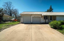 3429 Logan Avenue, Waterloo, IA 50703