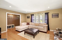 26 COMPTON WAY, HAMILTON, NJ 08690