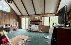 489 Westcolang Road, Hawley, PA 18428