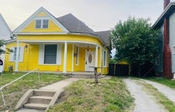 2417 Olive Street, St Joseph, MO 64507