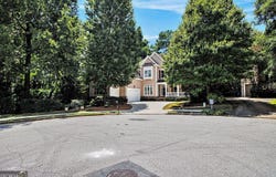 3698 Lakeview, Tucker, GA 30084