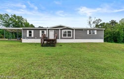 102 Warner Road, Poplarville, MS 39470