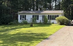 348 Nichols Rd, Barre, MA 01005
