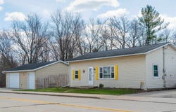 406 E MAIN Street, GILLETT, WI 54124