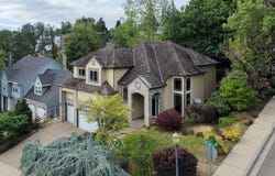 3821 FAIRHAVEN Dr, WestLinn, OR 97068
