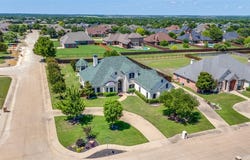 8221 St Johns Drive, Waxahachie, TX 75167