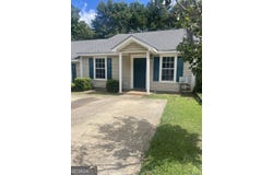 105 Clara Jean, Lagrange, GA 30241