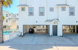 603 E Avenue G, Port Aransas, TX 78373