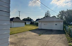 701 E 315th Street, Willowick, OH 44095