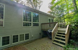209 FOXDOWN ROAD, HOLLAND, MI 49424