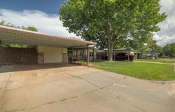 1134 Elmhurst Drive, Moore, OK 73160