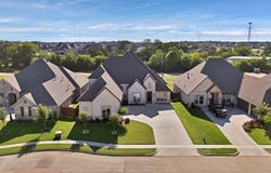 7217 Harris Place, Arlington, TX 76001