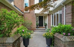 41 Vaughan Ridge Road, Bloomfield Hills, MI 48304