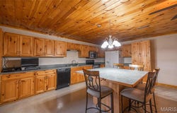207 Old Salem Road, Licking, MO 65542