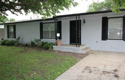 805 Mulkey Lane, Denton, TX 76209