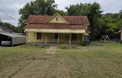 703 Holt Street W, Mebane, NC 27302