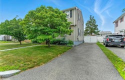82 Martin Street, East Providence, RI 02914
