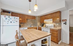 3 COLONIAL WAY, ASTON, PA 19014