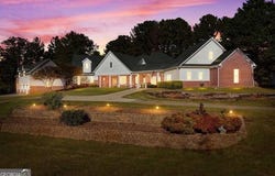 228 Indian Creek Road, Locust Grove, GA 30248