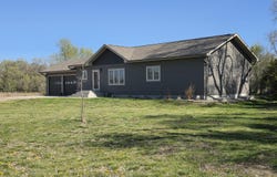 39752 233rd St, Woonsocket, SD 57385