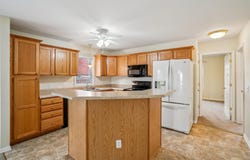 805 NE 4th Street, Earlham, IA 50072