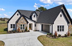 10086 Olivia Loop, Danville, AR 72833