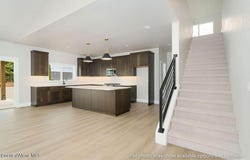 529 E SANDMYRTLE Ave, Hayden, ID 83835